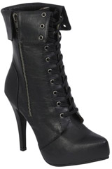 Dollhouse Boots - Ilsa Aarkeybabble : Dollhouse Boots - Ilsa